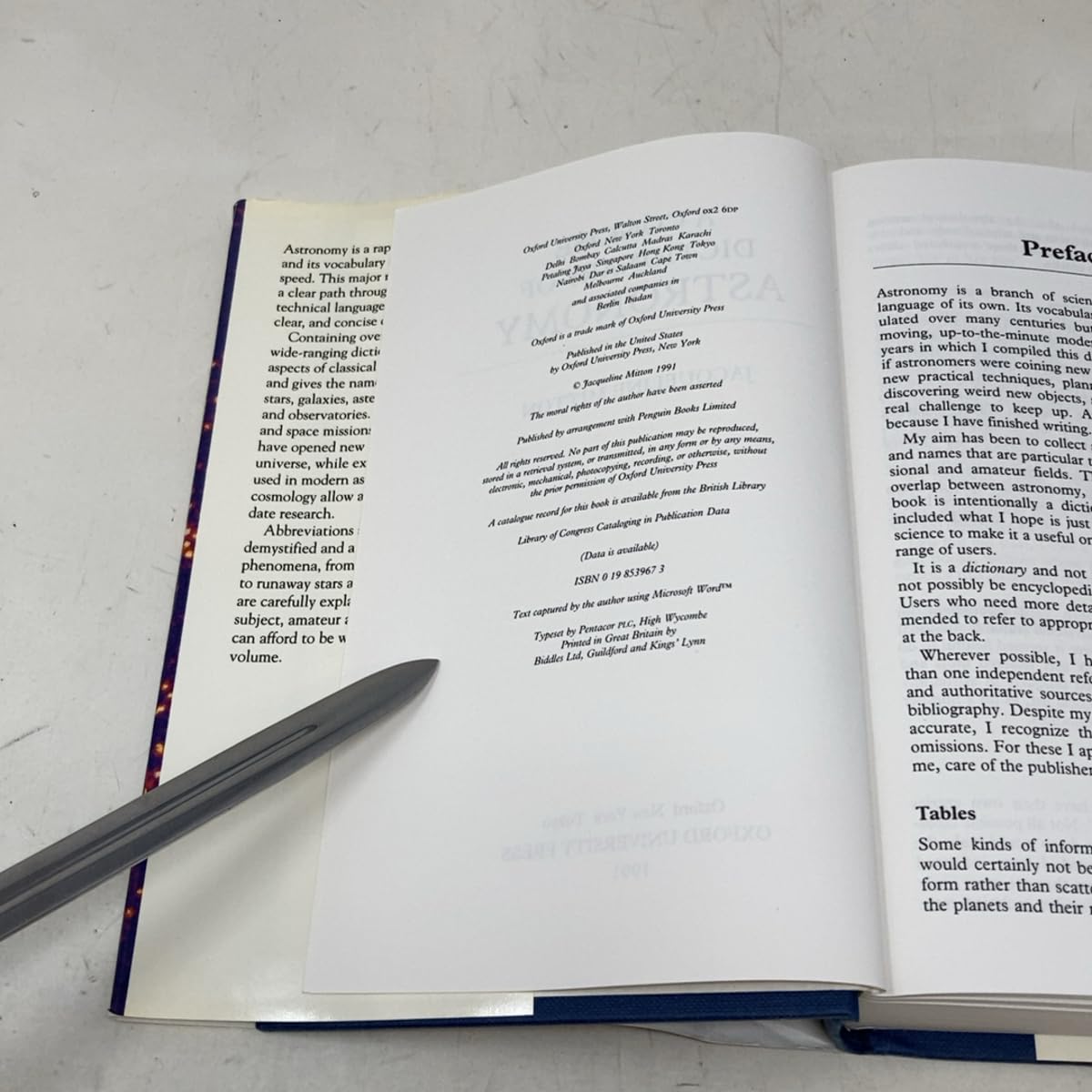 A Concise Dictionary of Astronomy Mitton,Jacqueline