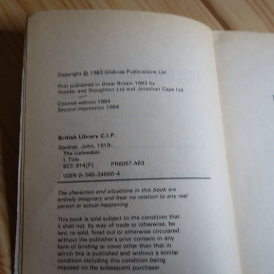 Icebreaker Gardner, John