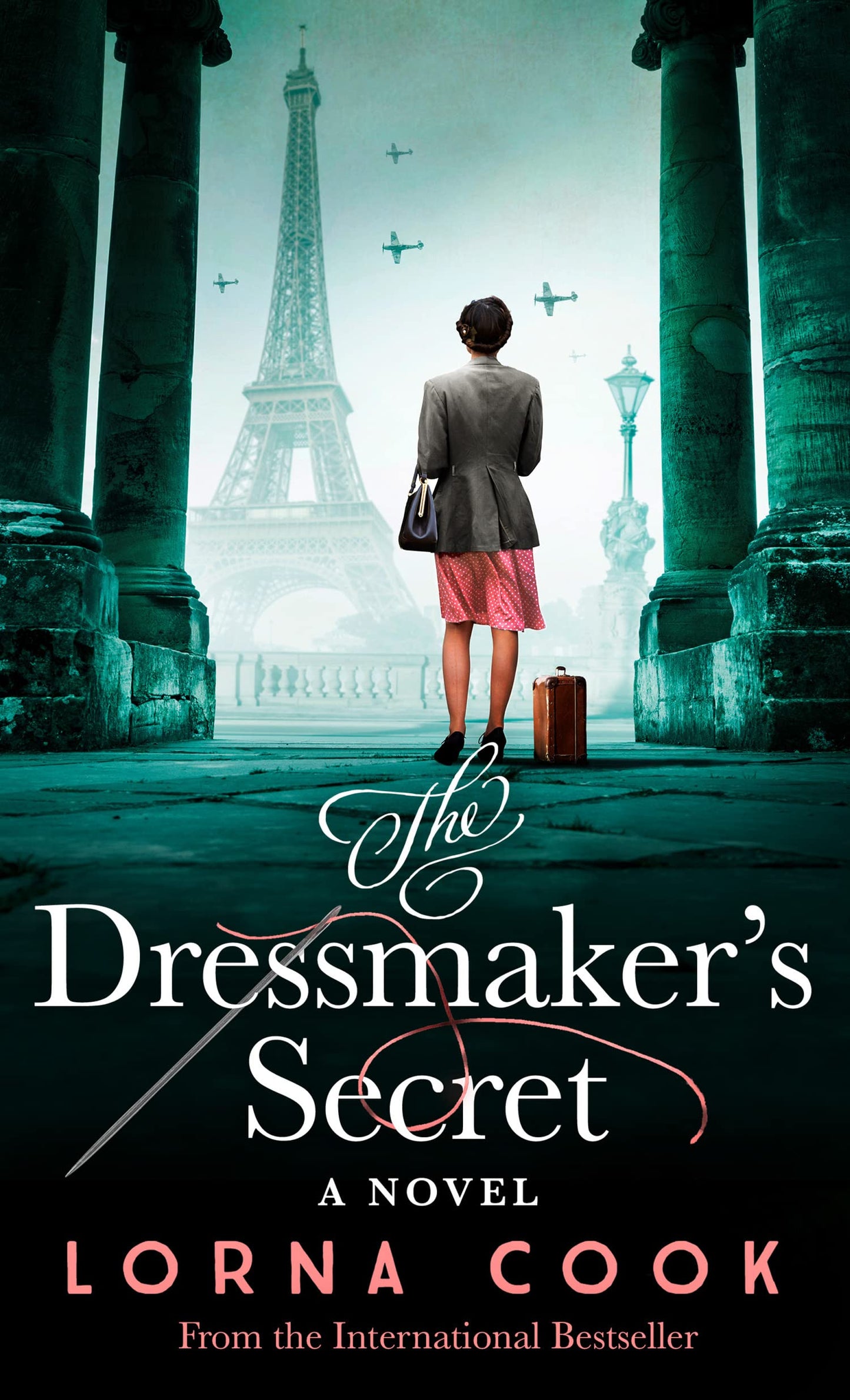 The Dressmaker's Secret: Shortlisted for Best Historical Romance at the Romantic Novel Awards 2023 Cook, Lorna