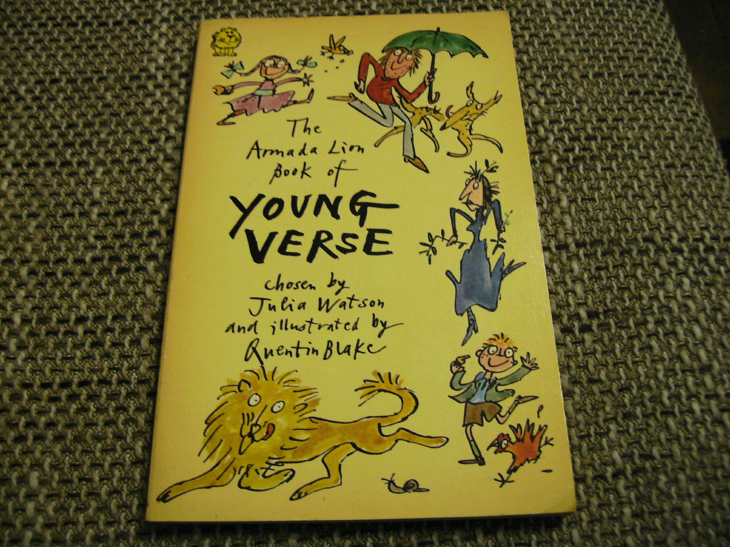 Armada Lion Book of Young Verse Watson, Julia and Blake, Quentin
