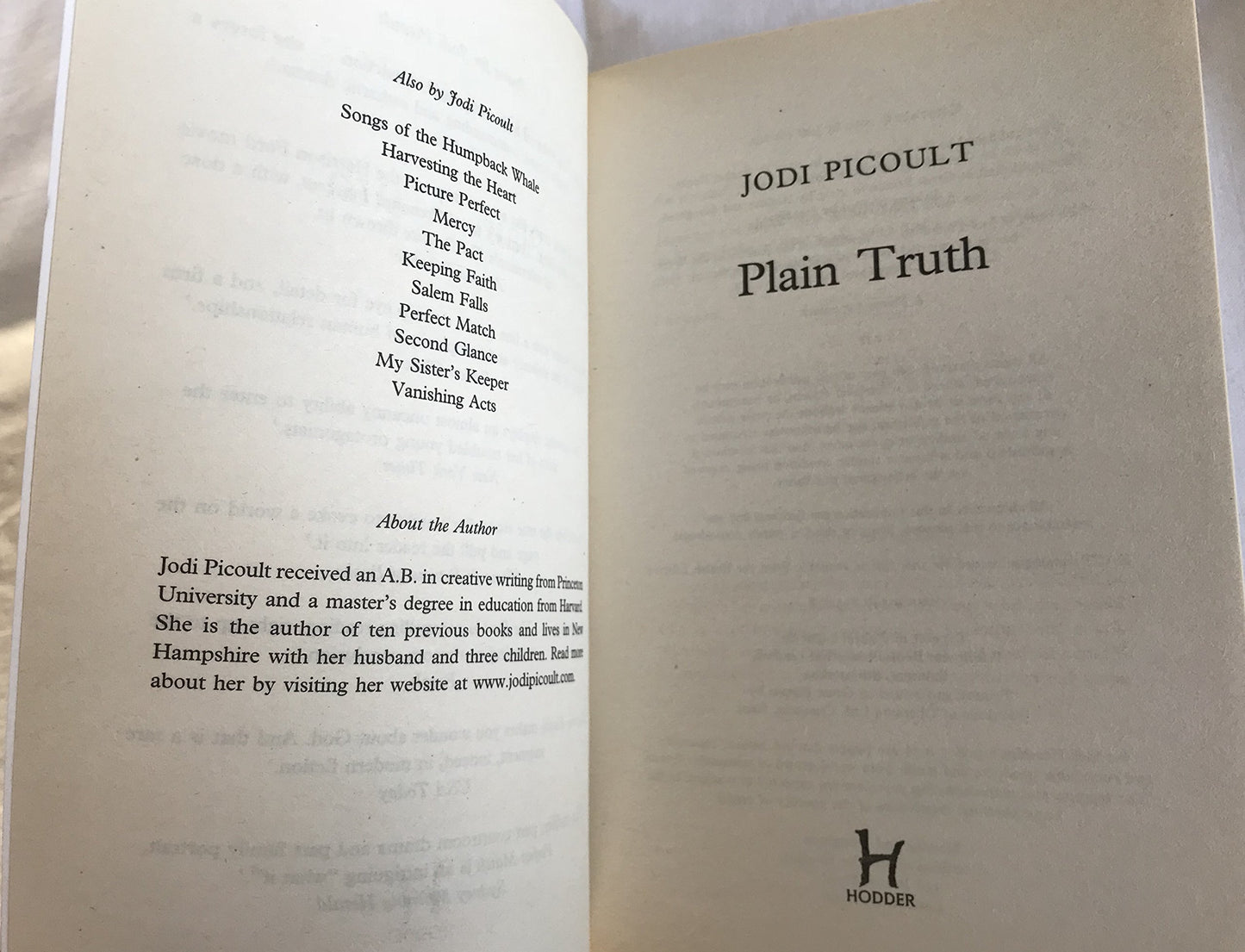 Plain Truth Picoult, Jodi