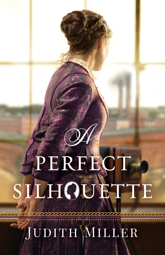 Perfect Silhouette [Paperback] Miller