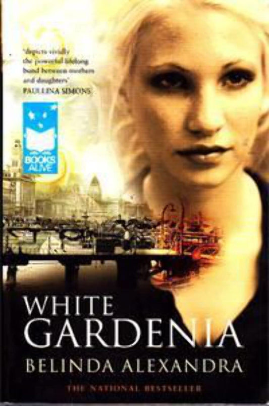White Gardenia [Paperback]