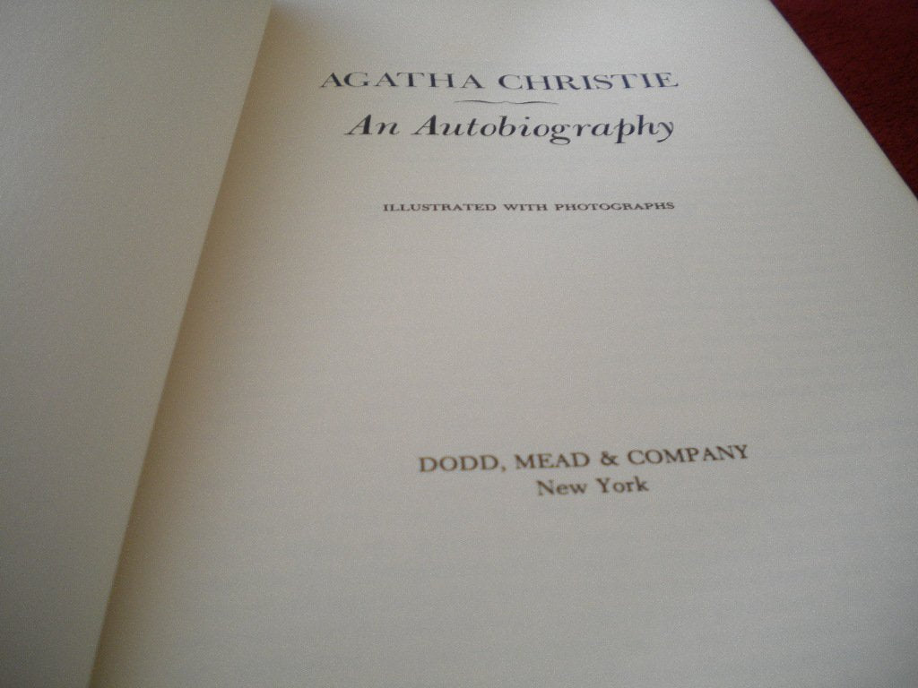 An Autobiography [Paperback]