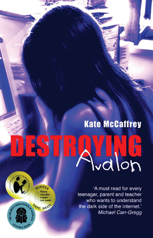 Destroying Avalon [Paperback] McCaffrey, Kate