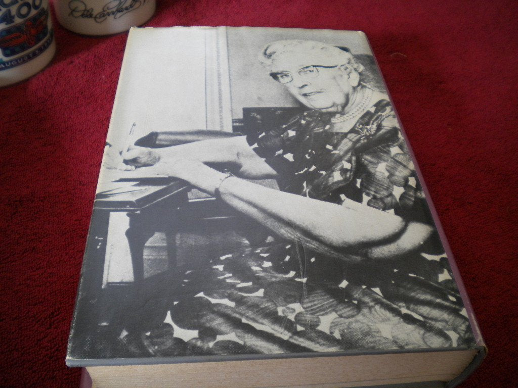 An Autobiography [Paperback]