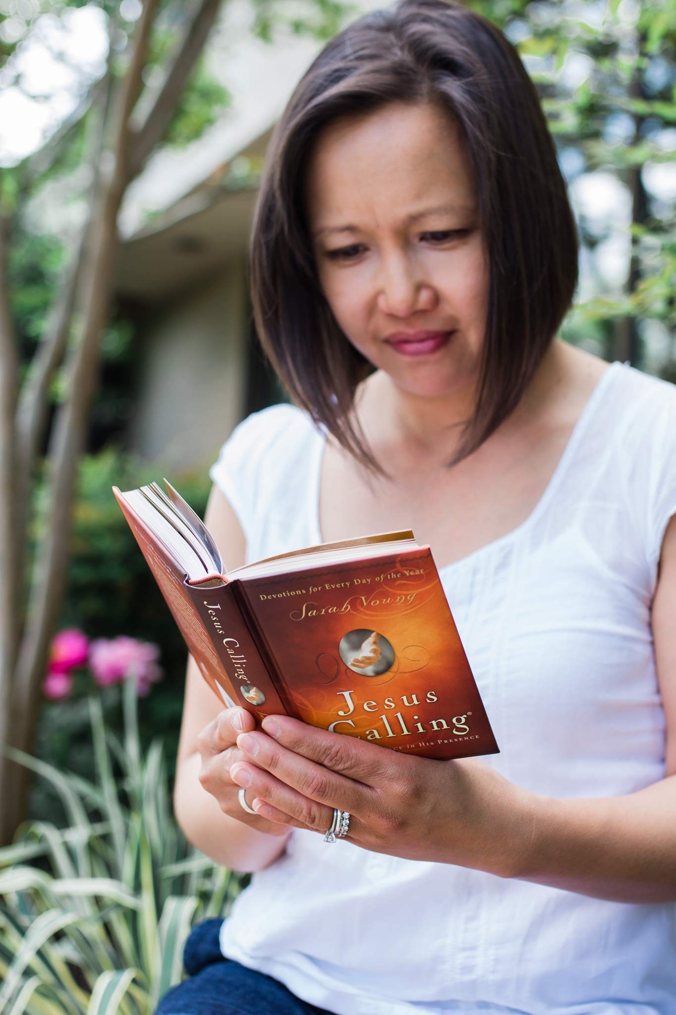 Jesus Calling: Enjoying Peace in His Presence [Hardcover] Sarah Young