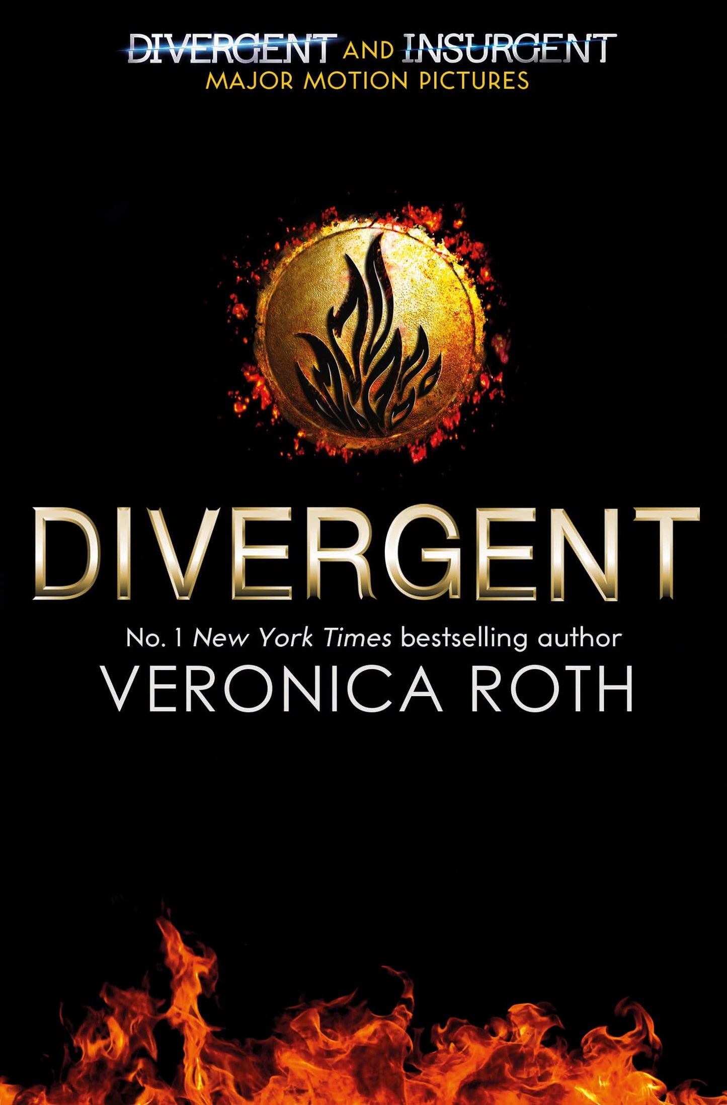 Divergent Trilogy (1) - Divergent: Book 1 [Paperback] Roth, Veronica