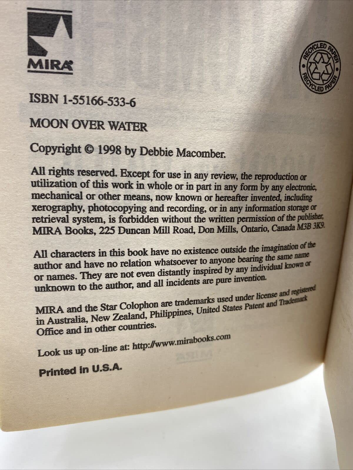 Moon Over Water [Mass Market Paperback] Debbie Macomber