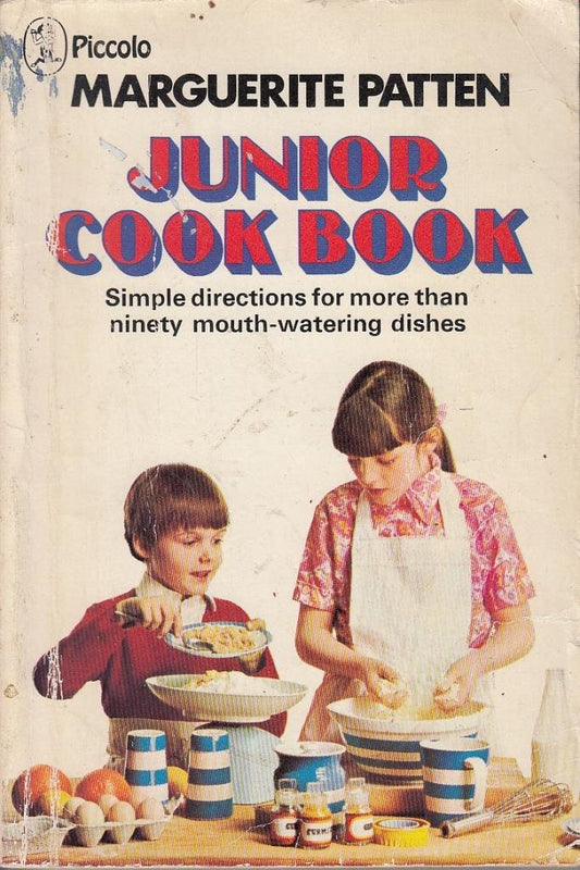 Piccolo Cook Book Patten OBE, Marguerite and Strange, Eileen