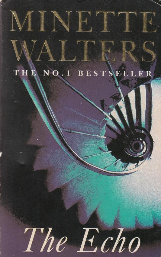 Echo Walters, Minette