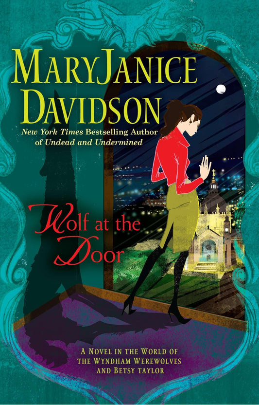 Wolf at the Door [Paperback] Davidson, Maryjanice