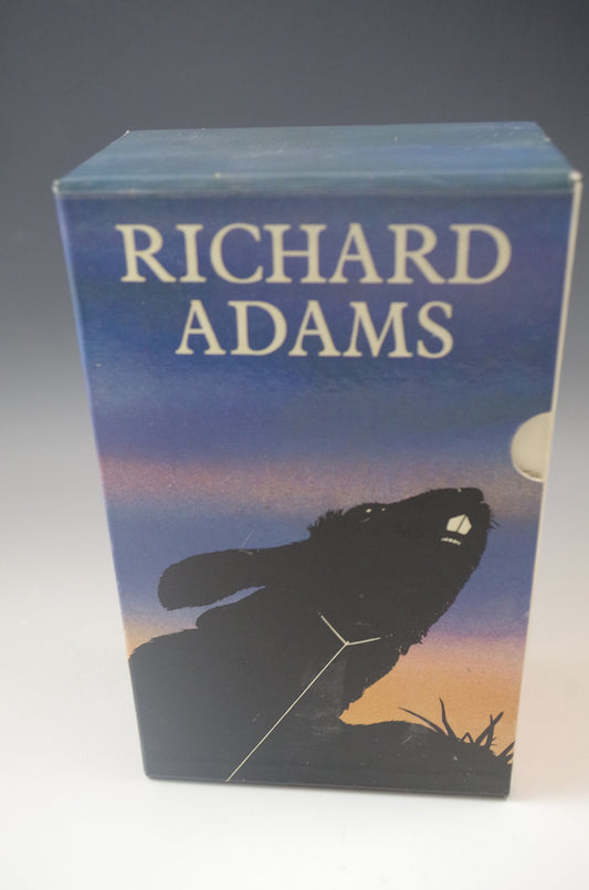 Shardik Adams, Richard