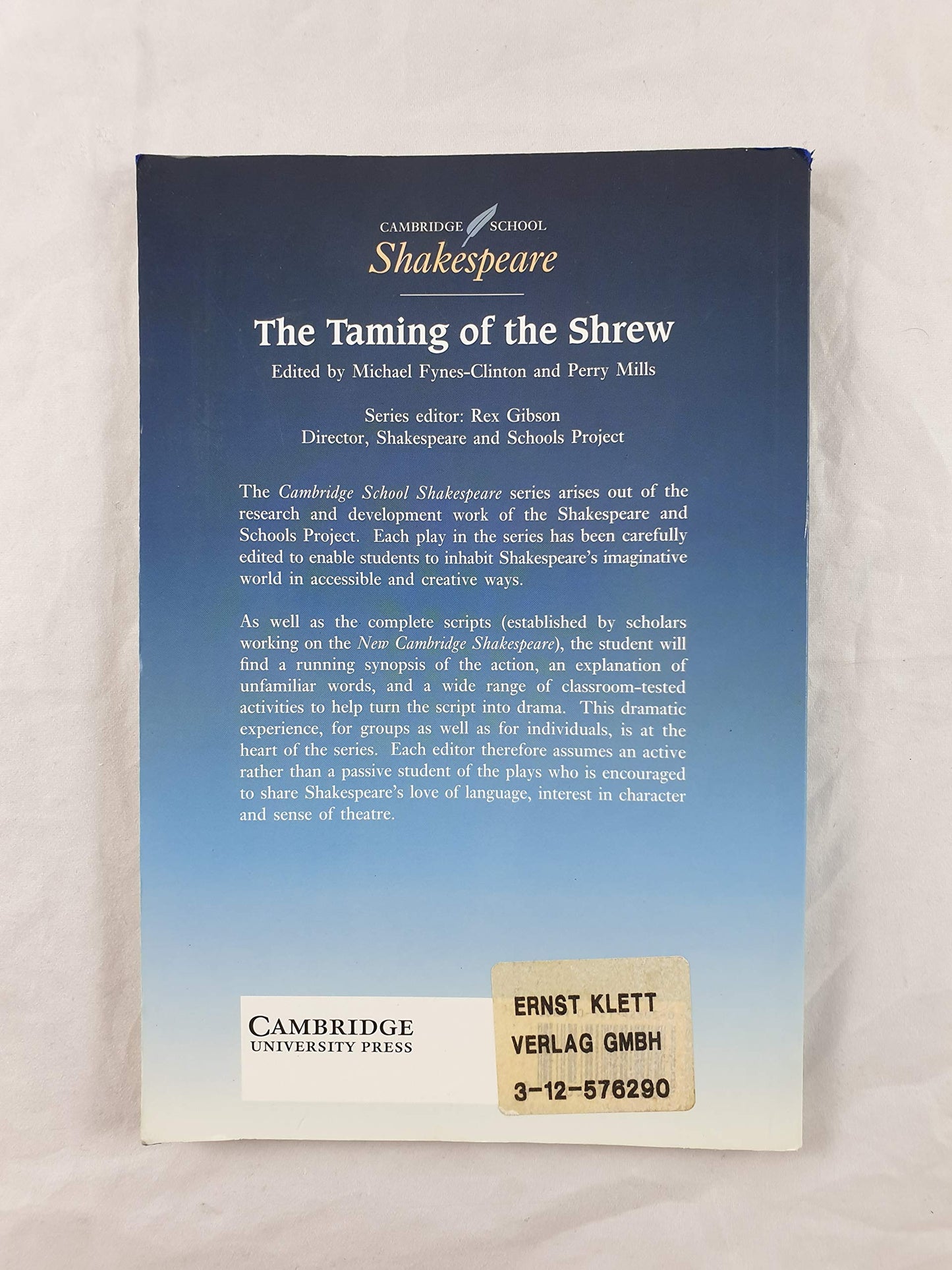 The Taming of the Shrew Shakespeare, William; Fynes-Clinton, Michael and Mills, Perry