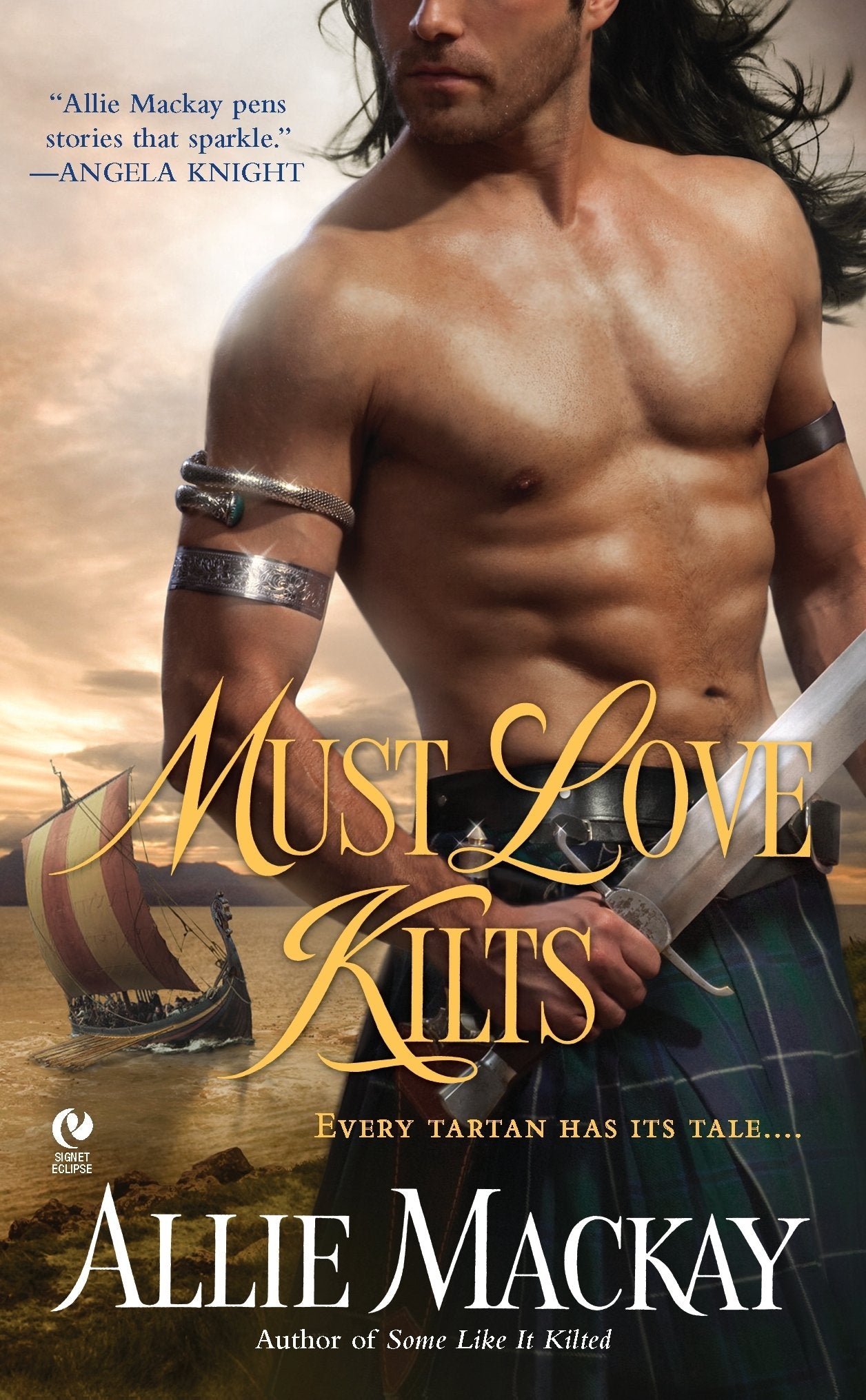 Must Love Kilts [Mass Market Paperback] Mackay, Allie