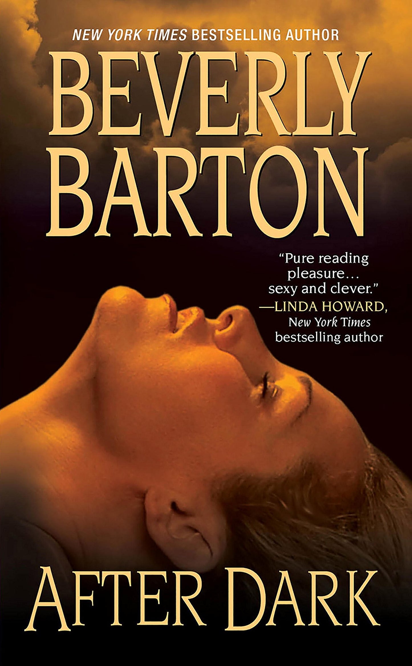 After Dark [Mass Market Paperback] Barton, Beverly