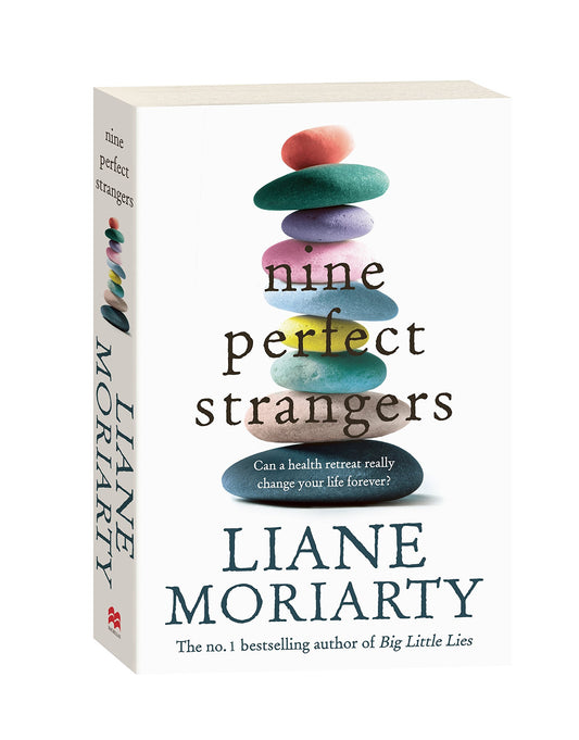 Nine Perfect Strangers [Paperback] Moriarty, Liane