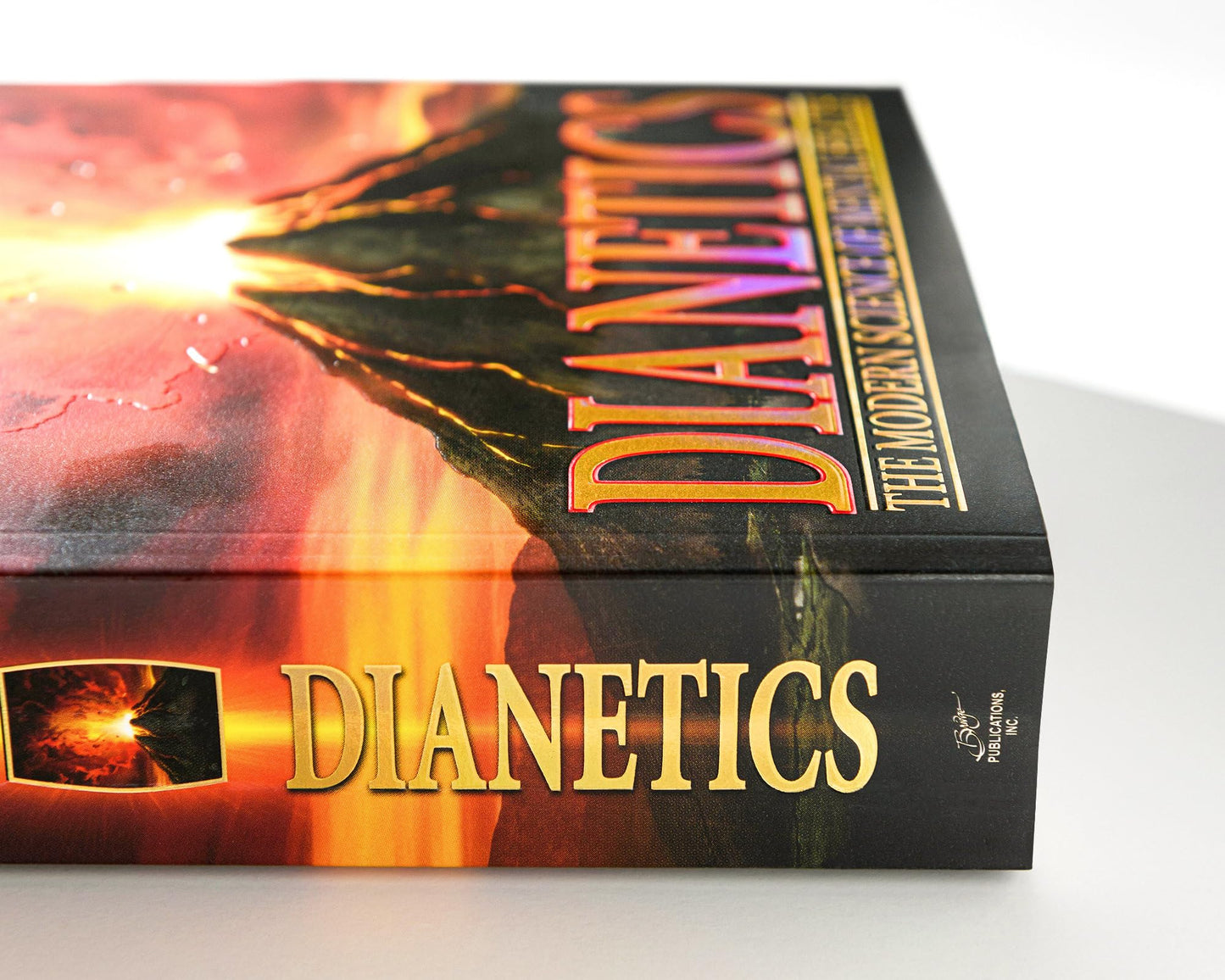 Dianetics: The Modern Science of Mental Health [Paperback] Hubbard, L Ron