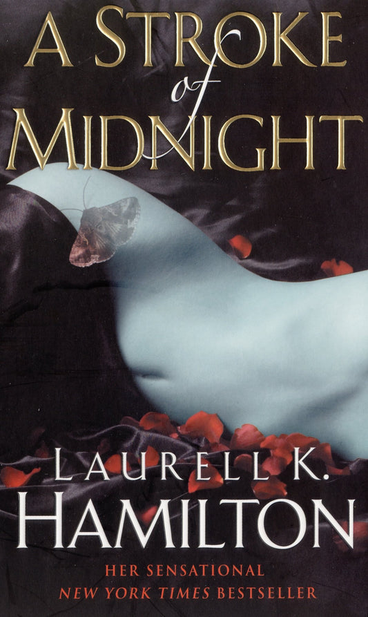 A Stroke Of Midnight: Urban Fantasy (Merry Gentry 4) [Paperback] Hamilton, Laurell K