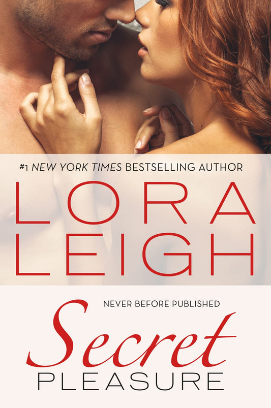 Secret Pleasure: 5 [Paperback] Leigh, Lora