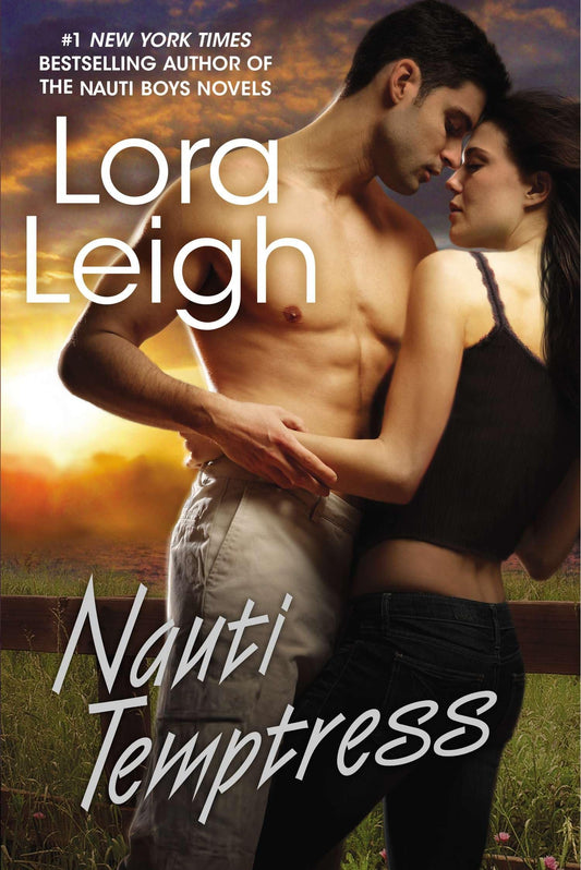 Nauti Temptress: 1 [Paperback] Leigh, Lora