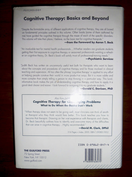 Cognitive Behavior Therapy, First Edition: Basics and Beyond Beck Ph.D., Judith S.
