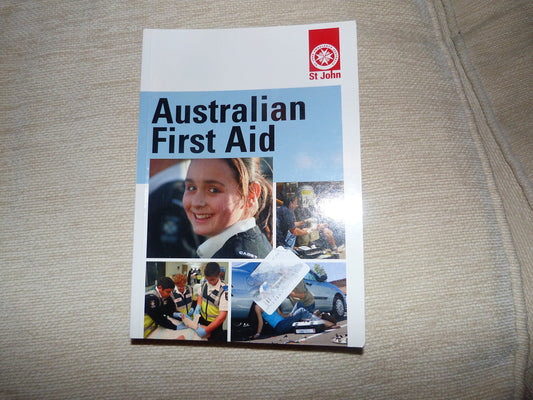 Australian First Aid [Paperback] St. John Ambulance
