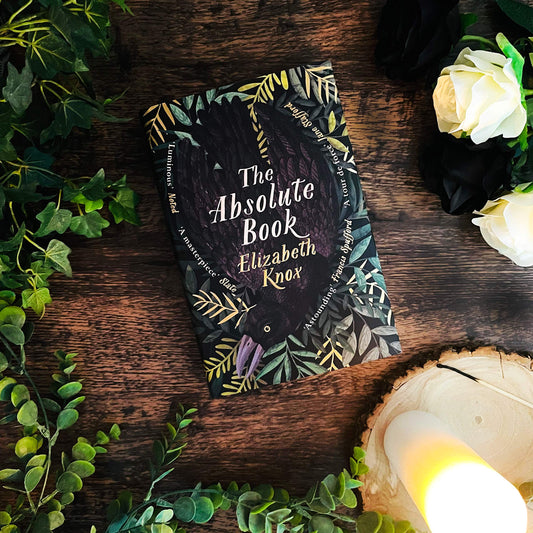 The Absolute Book: 'An INSTANT CLASSIC, to rank [with] masterpieces of fantasy such as HIS DARK MATERIALS or JONATHAN STRANGE AND MR NORRELL' GUARDIAN [Hardcover] Knox, Elizabeth