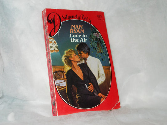Love In The Air [Mass Market Paperback] Nan Ryan