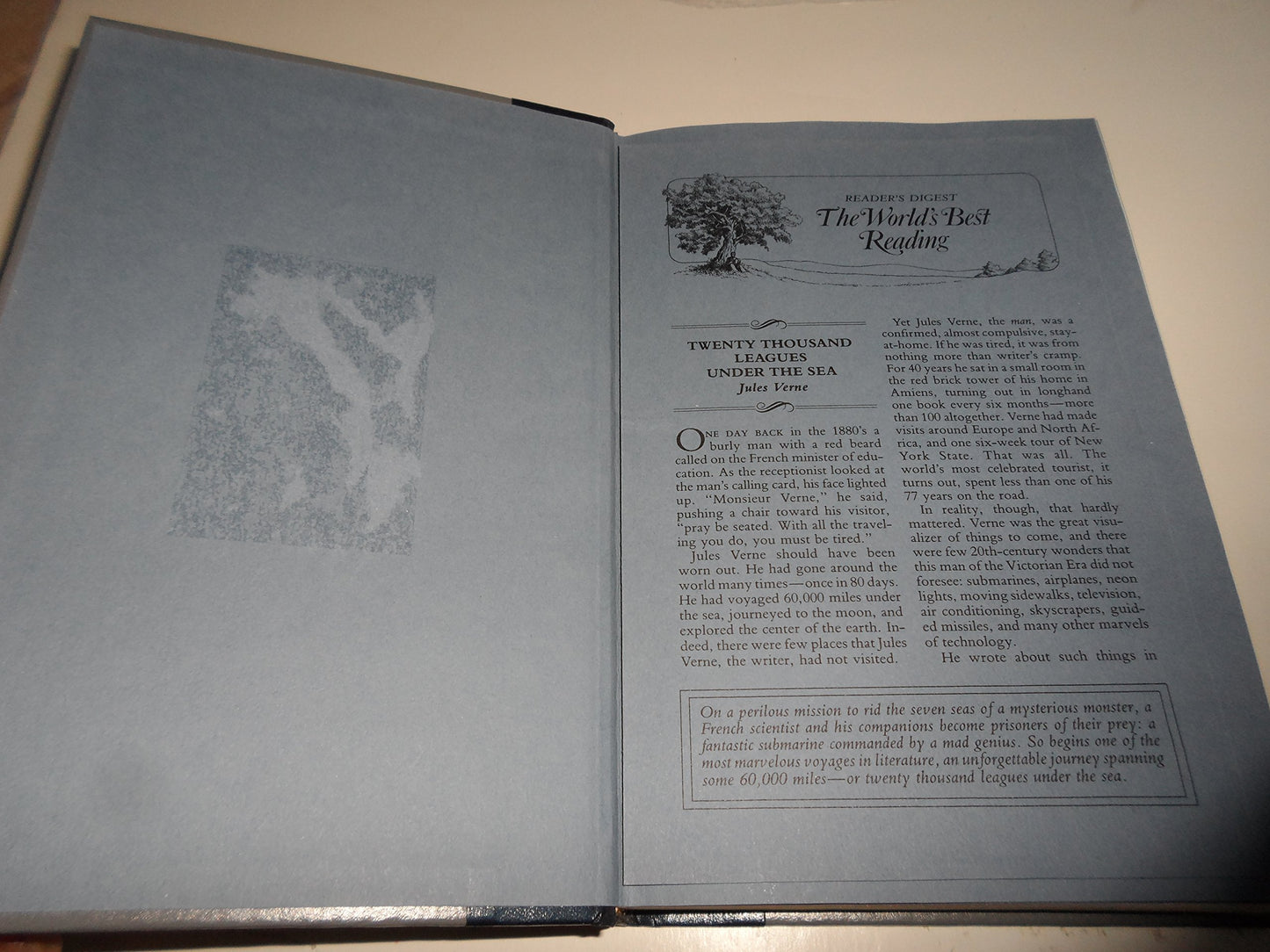 Twenty Thousand Leagues Under The Sea (World's Best Reading) [Hardcover] Jules Verne