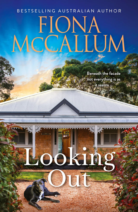Looking Out [Paperback] McCallum, Fiona
